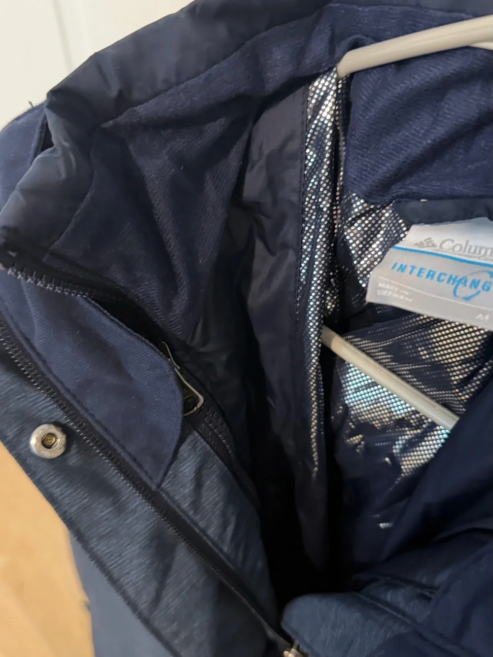 Columbia Navy Hooded  Insulated Winter Jacket